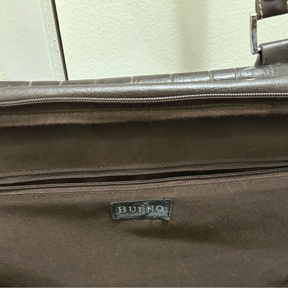 Bueno Elegant Chocolate Brown Bag - Picture 5 of 5